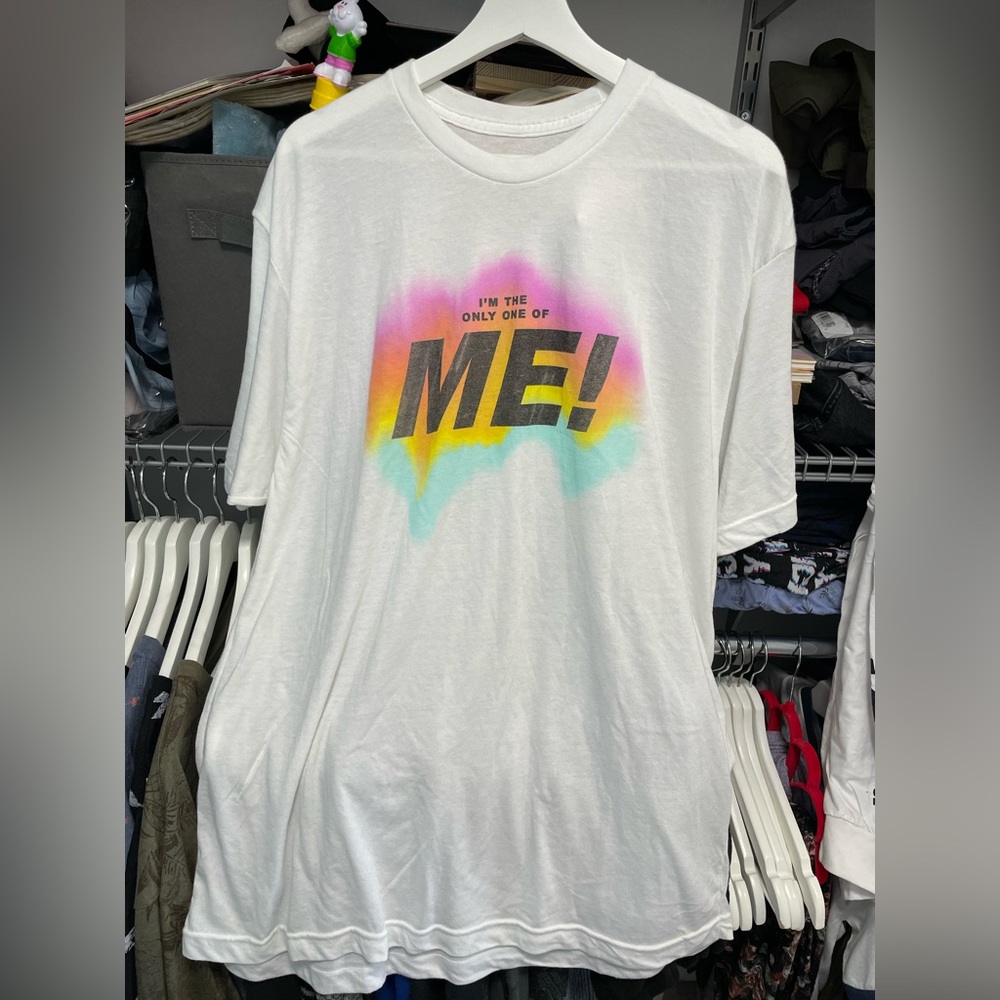 Taylor Swift “I’m the only one of me” t shirt